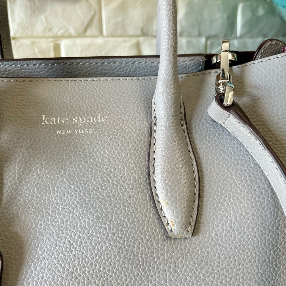 Kate Spade Grey Textured Leather Top Handle Crossbody Bag Purse - Picture 2 of 14